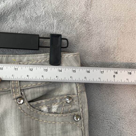 Almost Famous Vintage Y2K Low Rise Capri Jeans Women's Size 5 Rhinestones Bling - Picture 11 of 13